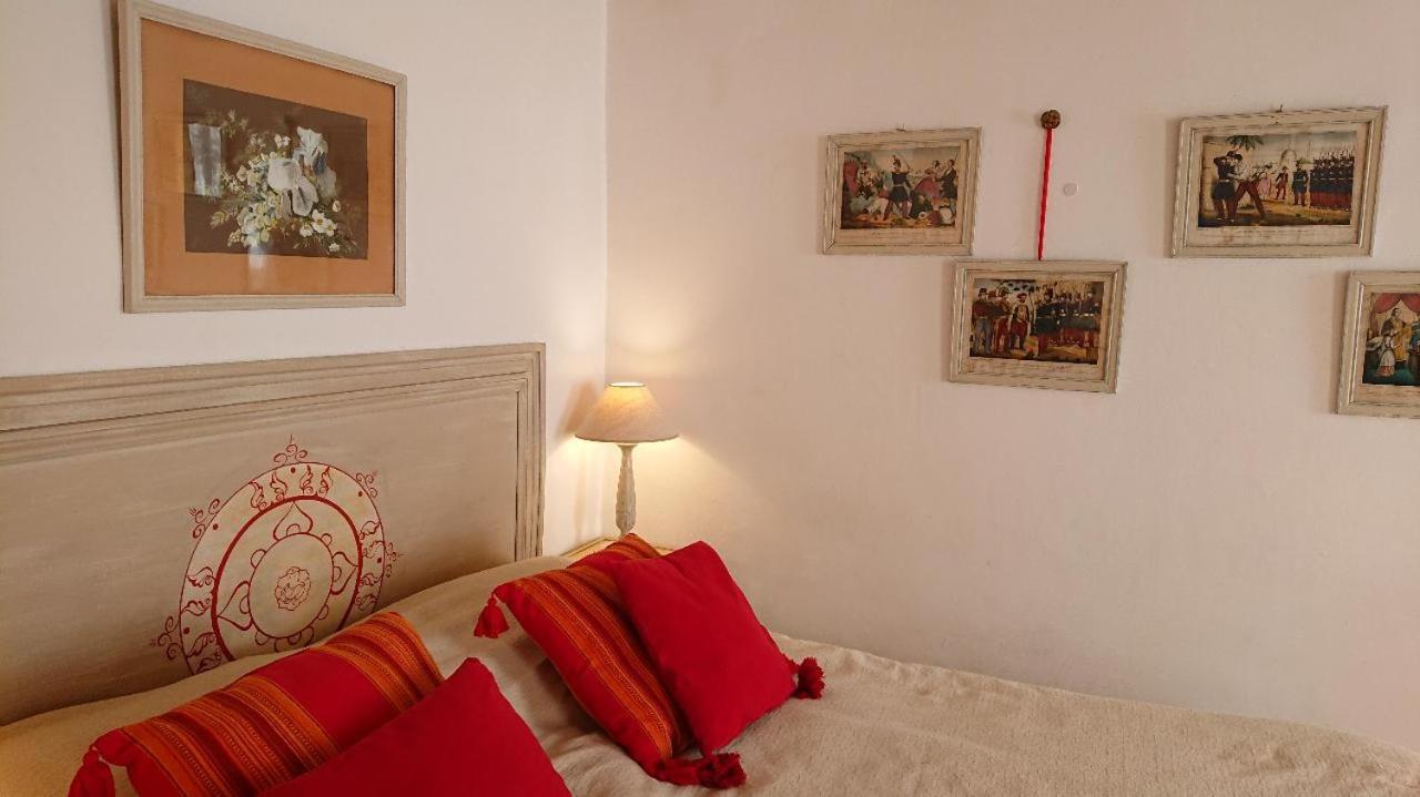 A L'Ombre Du Tilleul Apartman Giverny Kültér fotó